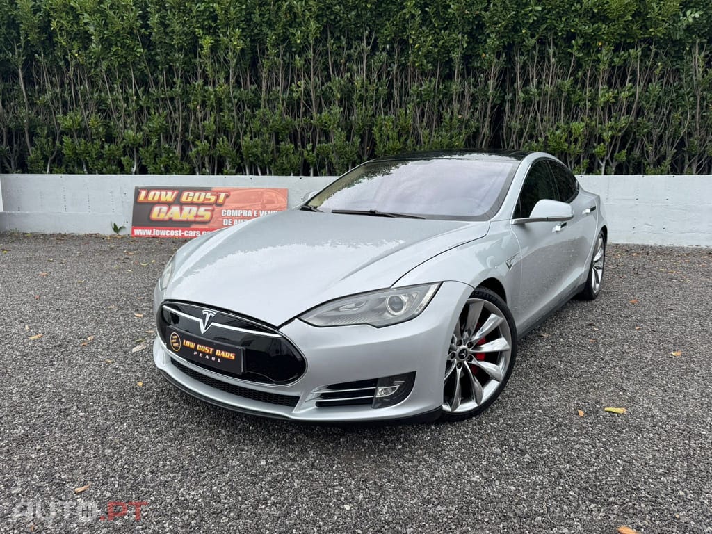 Tesla Model S 60D