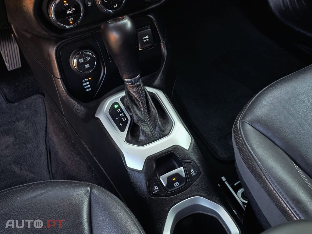 Jeep Renegade 2.0 MJD Trailhawk