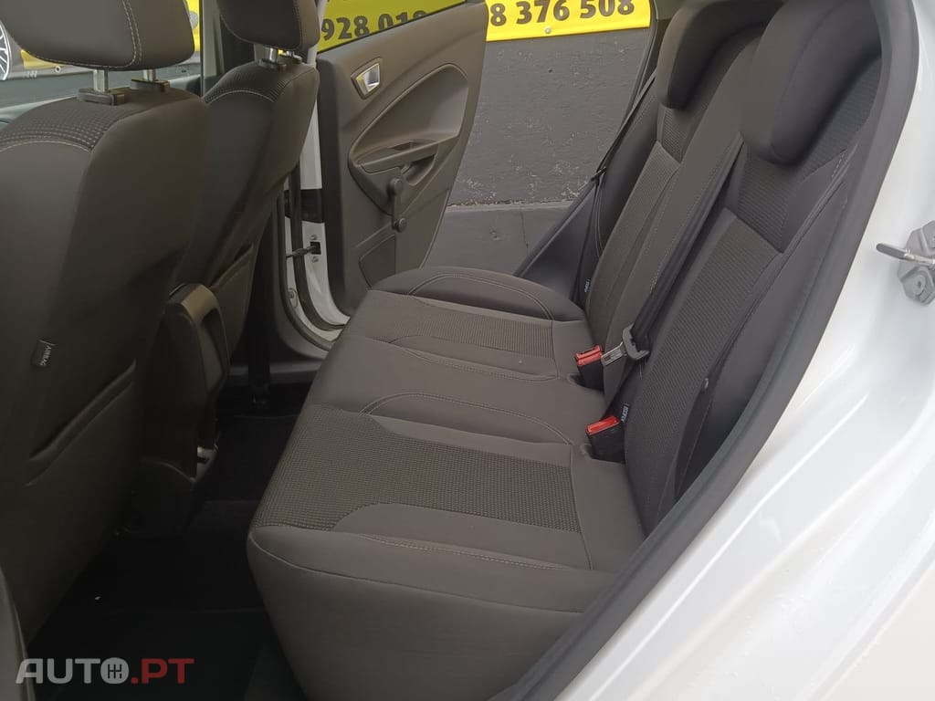 Ford Fiesta 1.0 Ti-VCT Titanium