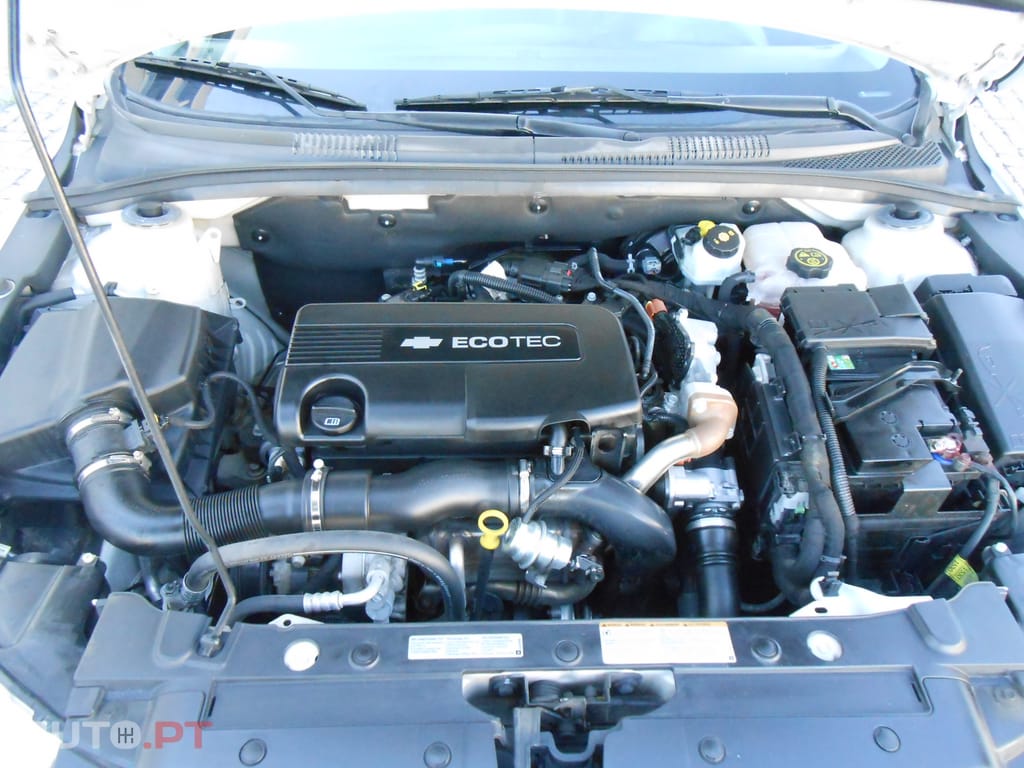 Chevrolet Cruze SW 1.7 VCDI LT