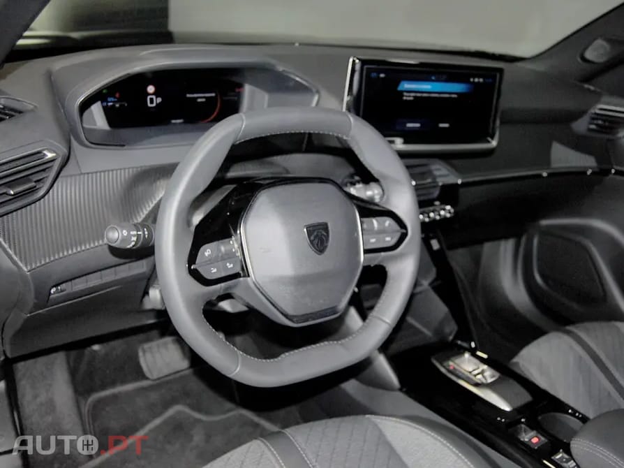 Peugeot 2008 1.2 Hybrid Allure e-DCS6