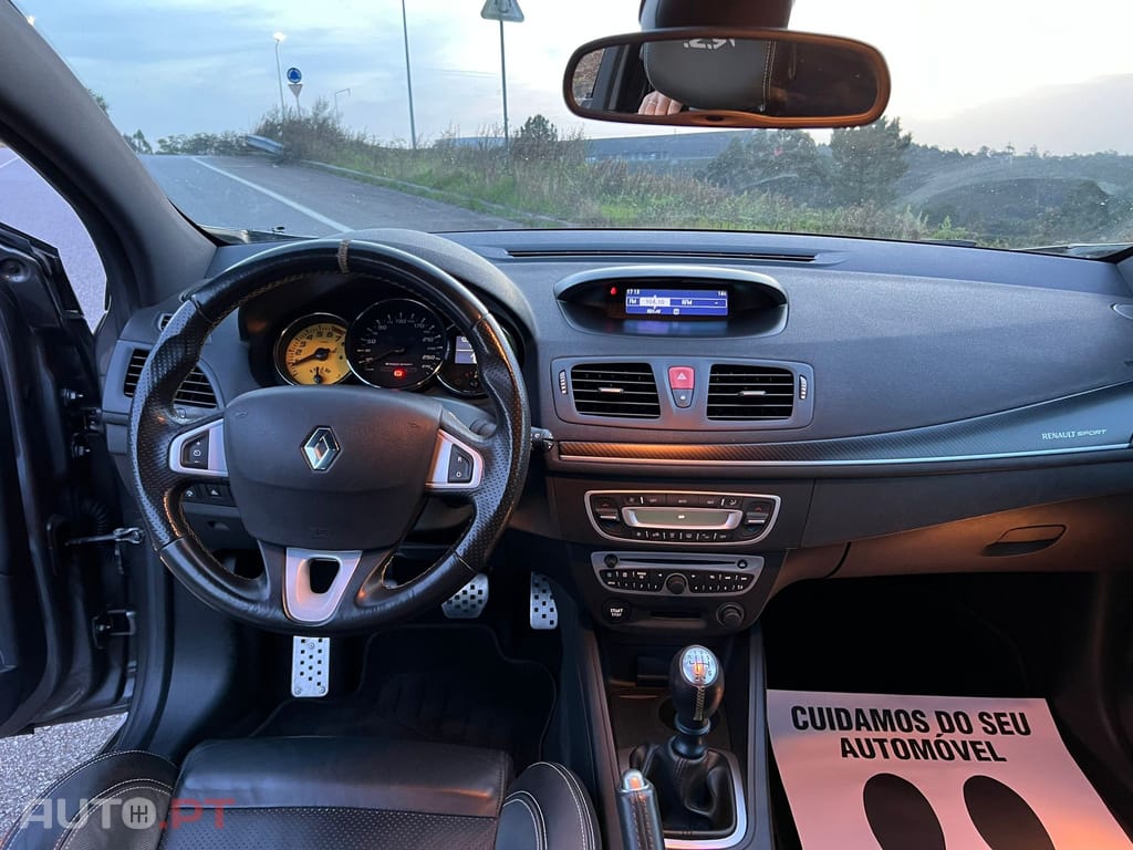 Renault Mégane Coupe 2.0 T 16V RS