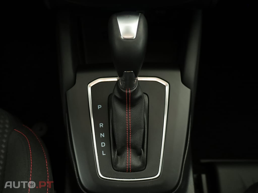Ford Focus Focus SW 1.0 EcoBoost MHEV ST-Line X Aut. — fotografia 13