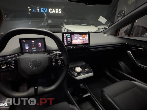 MG MG4 64 kWh Luxury