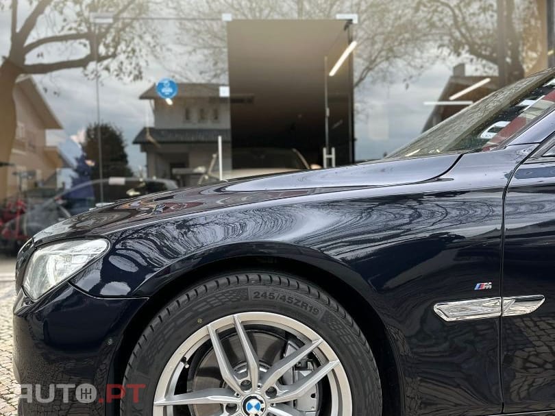 BMW 730 d xDrive Pack M