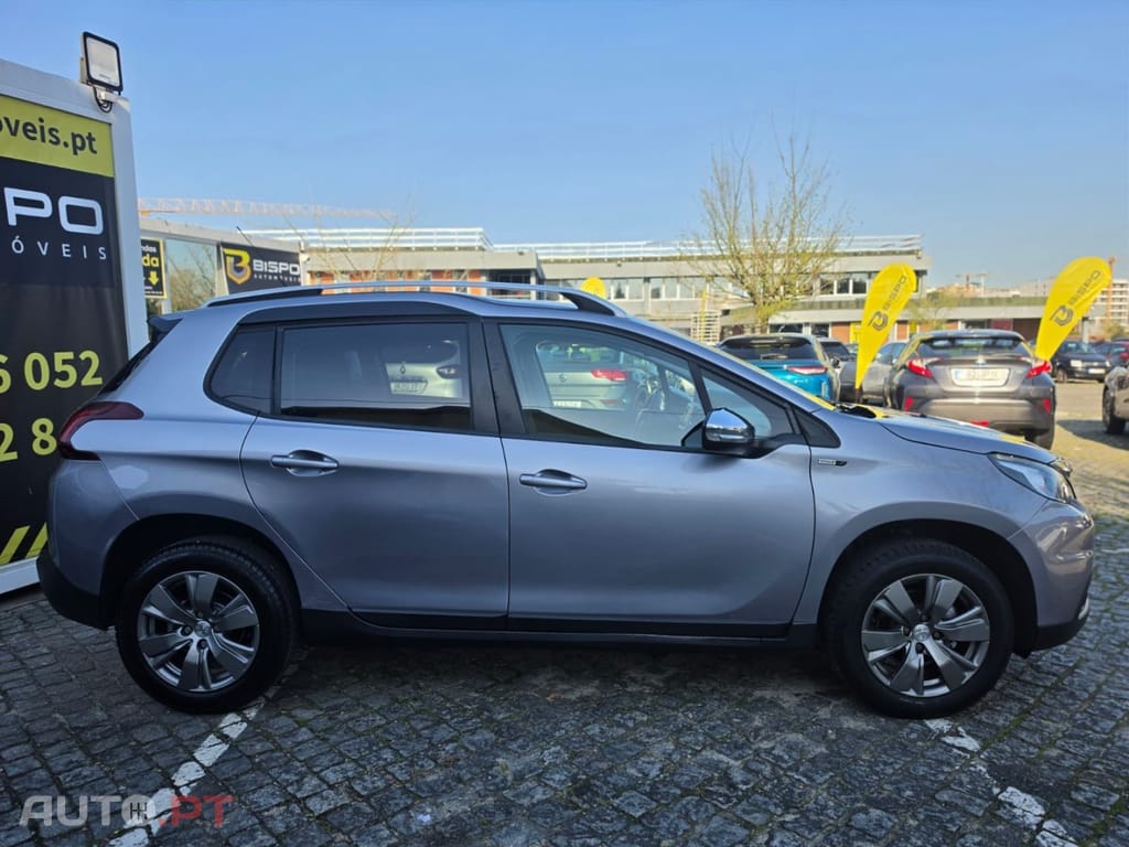 Peugeot 2008 1.2 PureTech Style