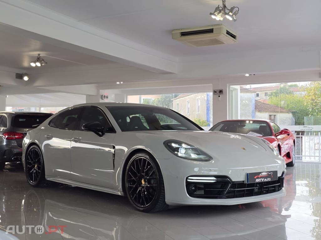 Porsche Panamera 4S Diesel