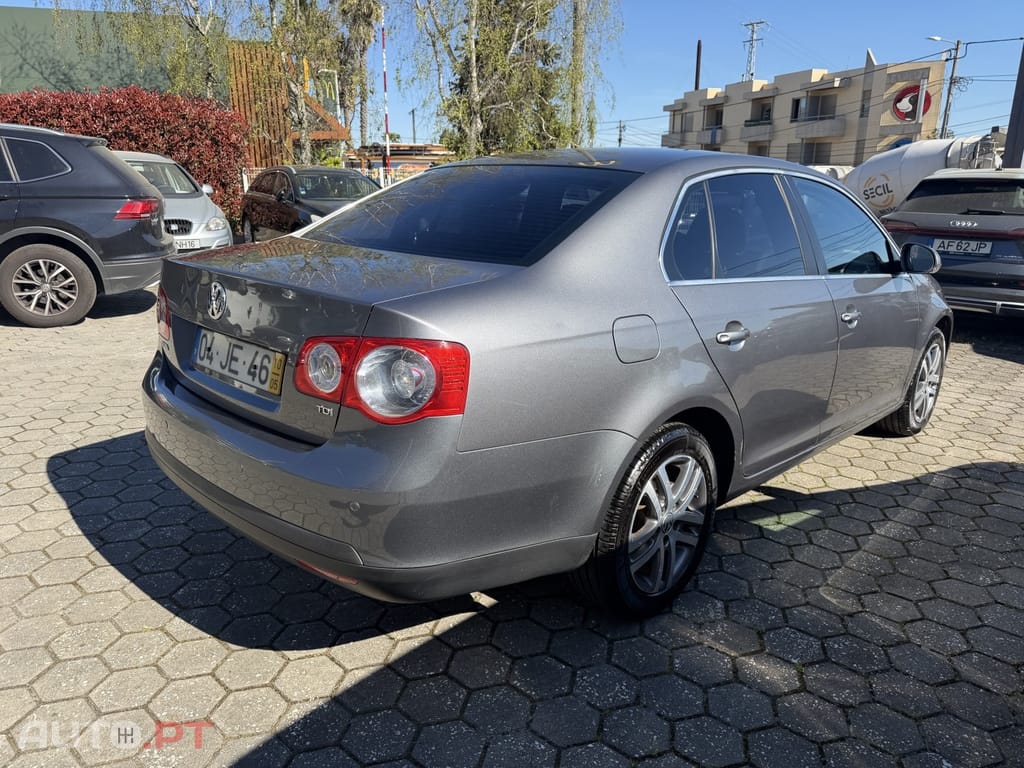 Volkswagen Jetta 1.6 TDi Trendline BM
