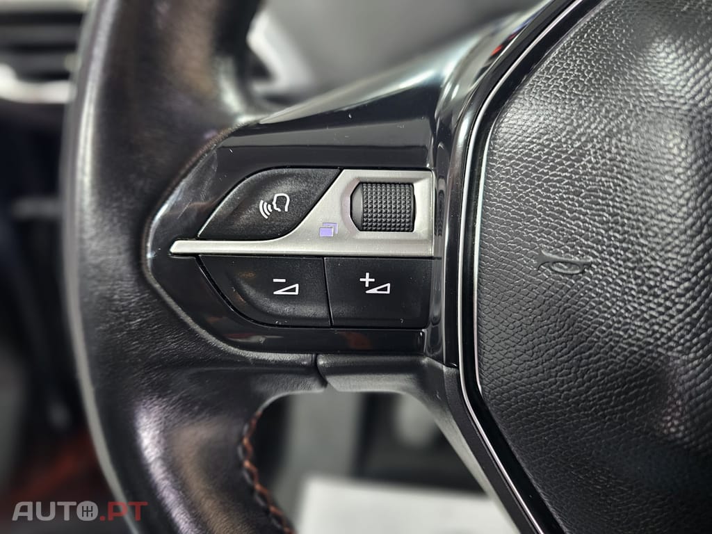 Peugeot 5008 1.6 BlueHDi Allure