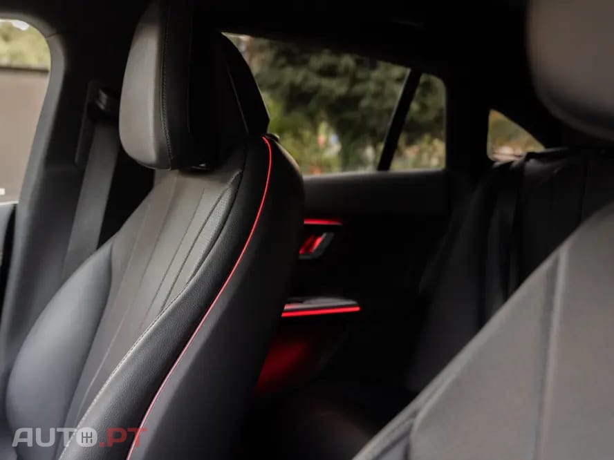 Mercedes-Benz EQE 300 Electric Art