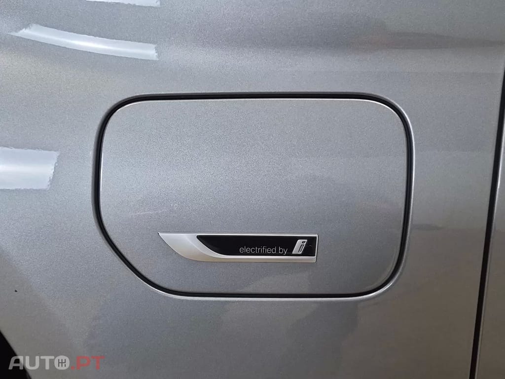 BMW 530 e Pack Desportivo M
