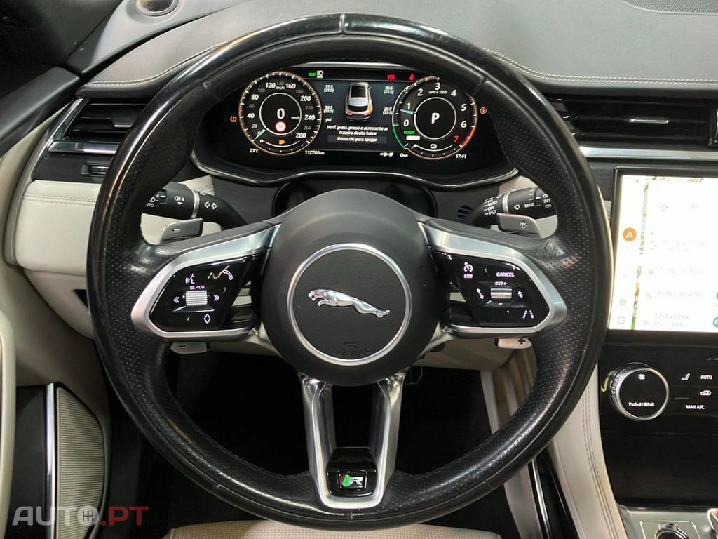 Jaguar F-Pace 2.0 P400e Plug-in Hybrid