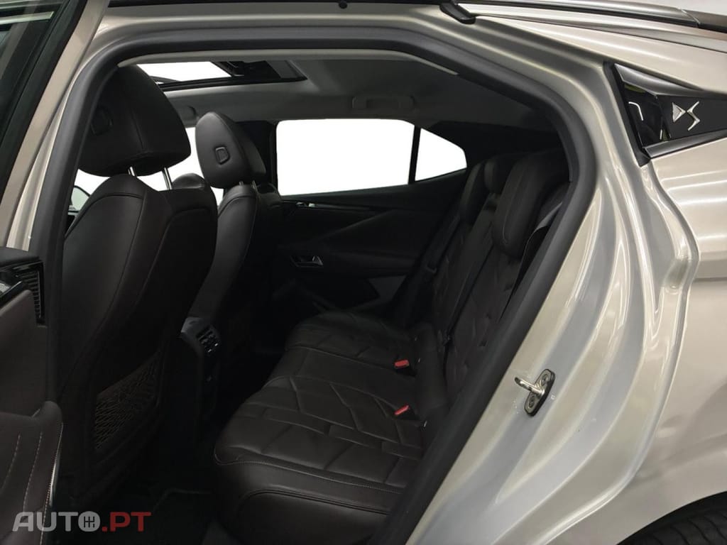 DS DS4 1.6 PureTech Rivoli EAT8