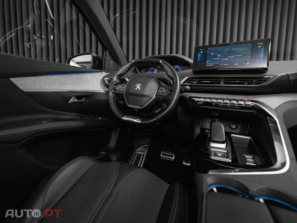 Peugeot 3008 1.6 Hybrid GT Pack e-EAT8