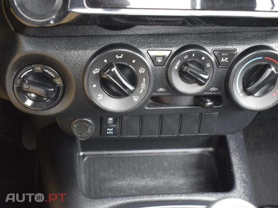 Toyota Hilux 2.4 D-4D 4WD