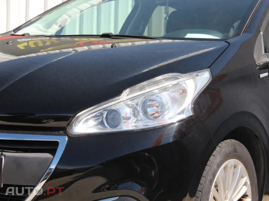 Peugeot 208 1.2 PureTech Style