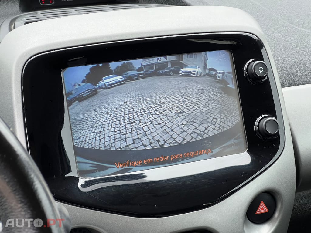 Toyota Aygo 1.0 X-Play+AC+X-Touch