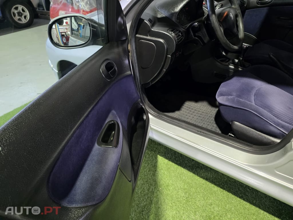 Peugeot 206 1.4 HDi Black & Silver