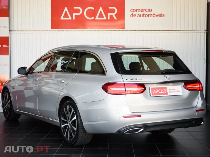 Mercedes-Benz E 300 de Avantgarde