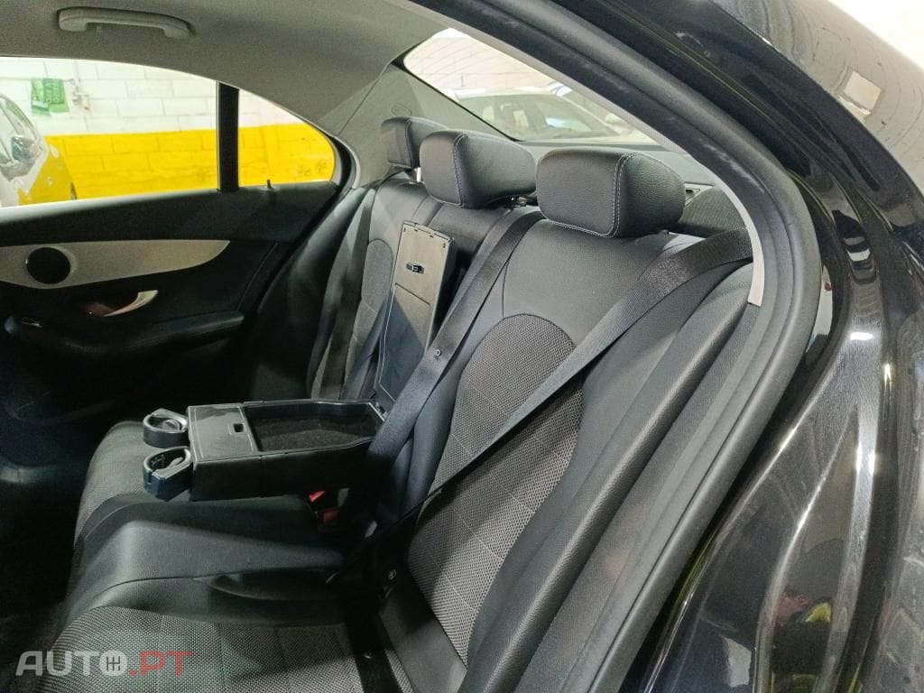 Mercedes-Benz C 300 de Avantgarde