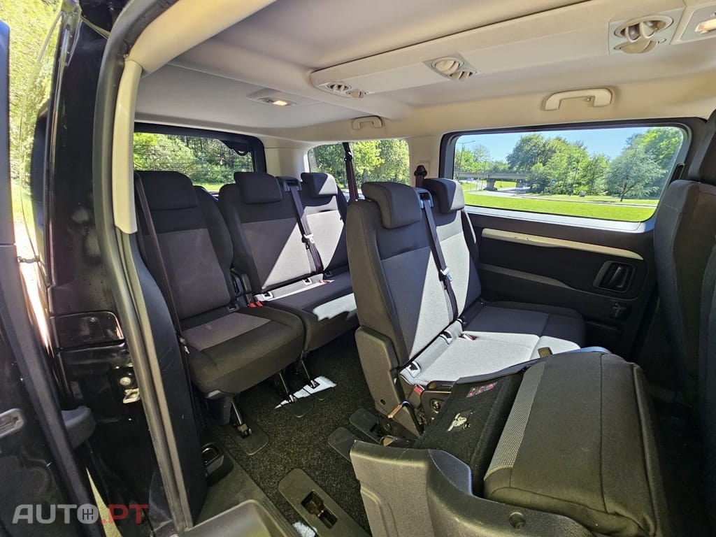 Peugeot Traveller 2.0 BlueHDi L2H1 Allure Standard