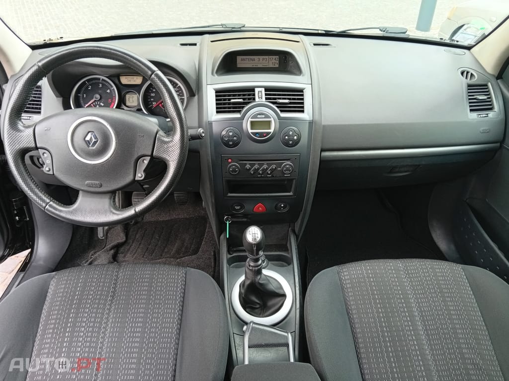 Renault Mégane Renault Mégane II Dynamique S 1.5 dCi 105 CV – 2007 – 268.850 km