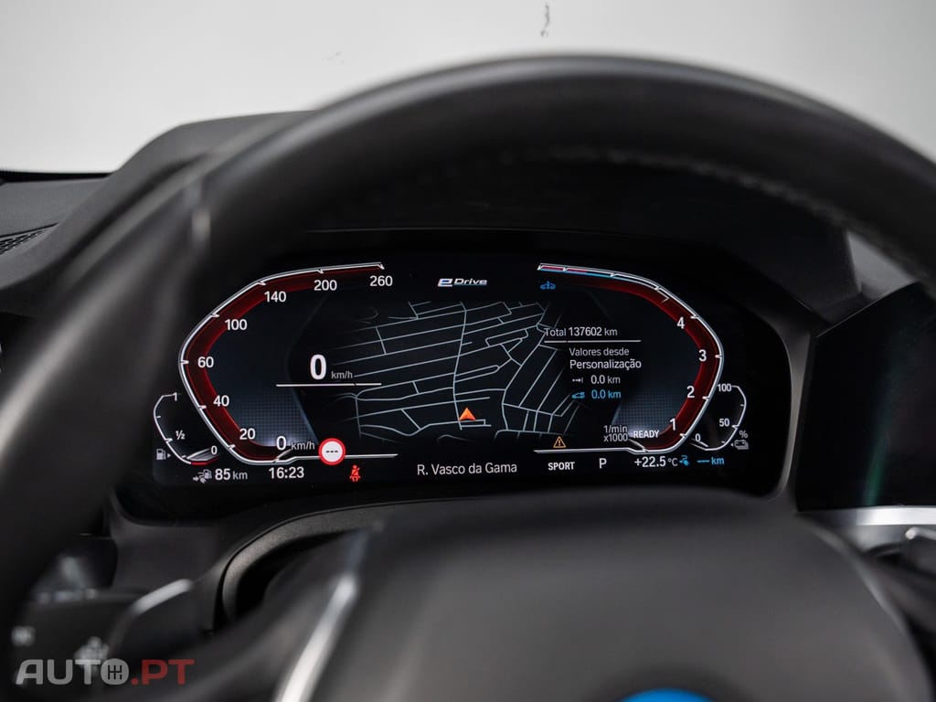 BMW 320 e Touring Auto