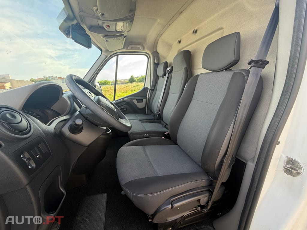 Renault Master 2.3 dCI L3H2 3LUG 3.5t