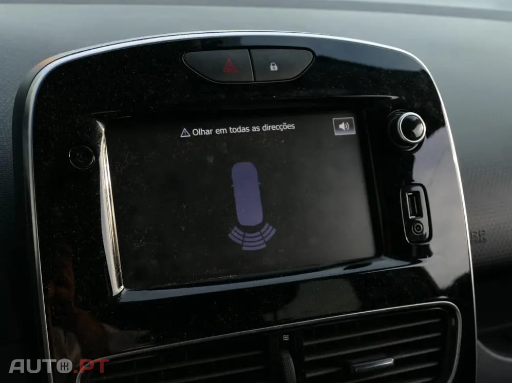 Renault Clio Sport Tourer 0.9 TCe Limited