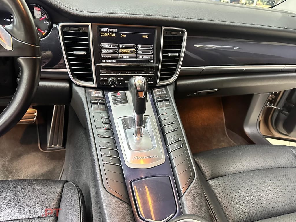 Porsche Panamera Platinum Edition