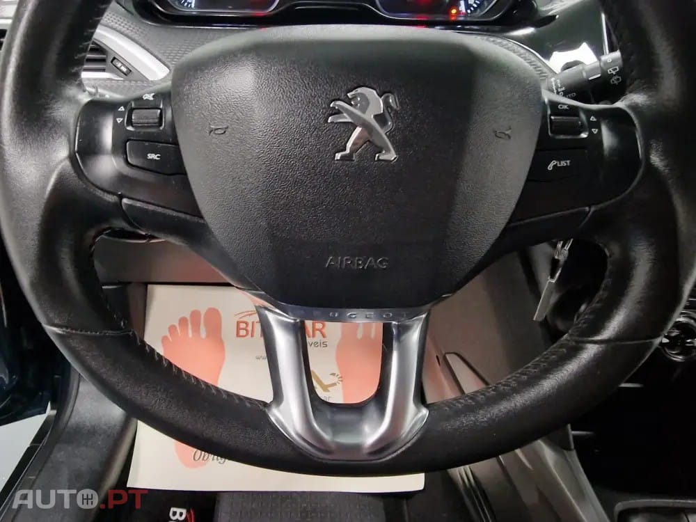 Peugeot 2008 1.2 PureTech Style