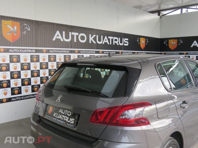 Peugeot 308 1.5 BlueHDi Business Line