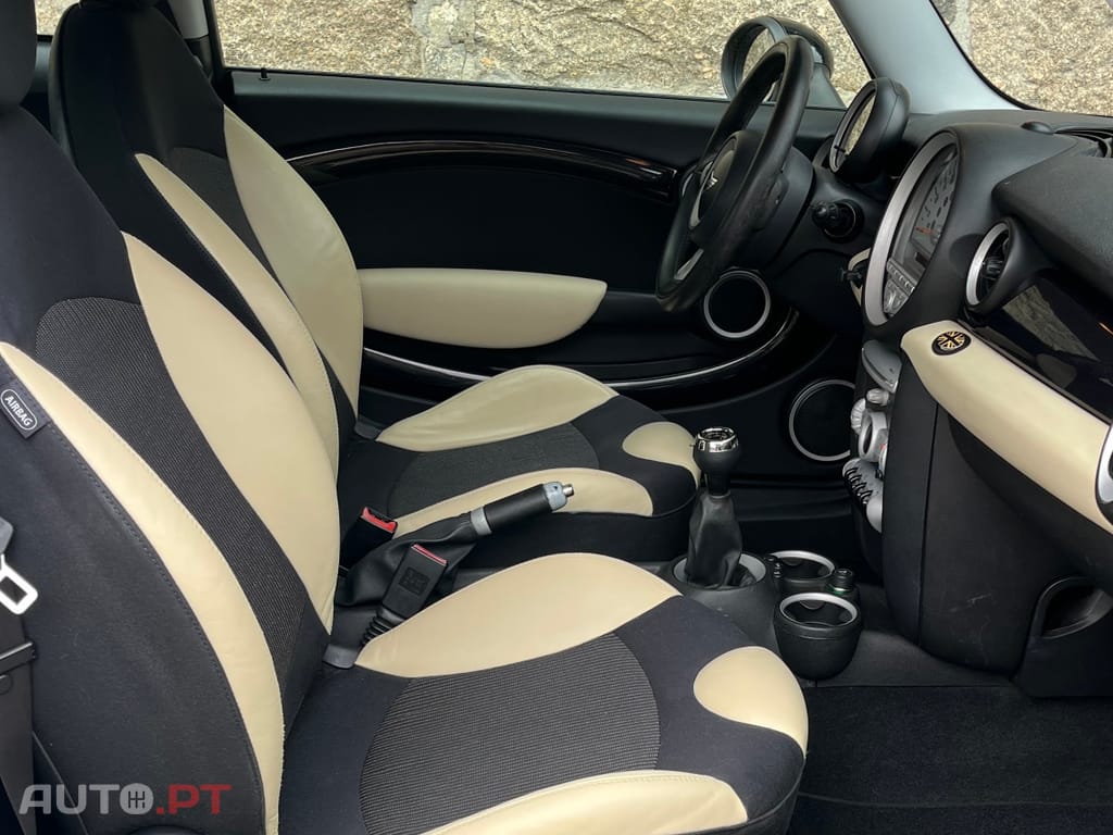 MINI Cooper D