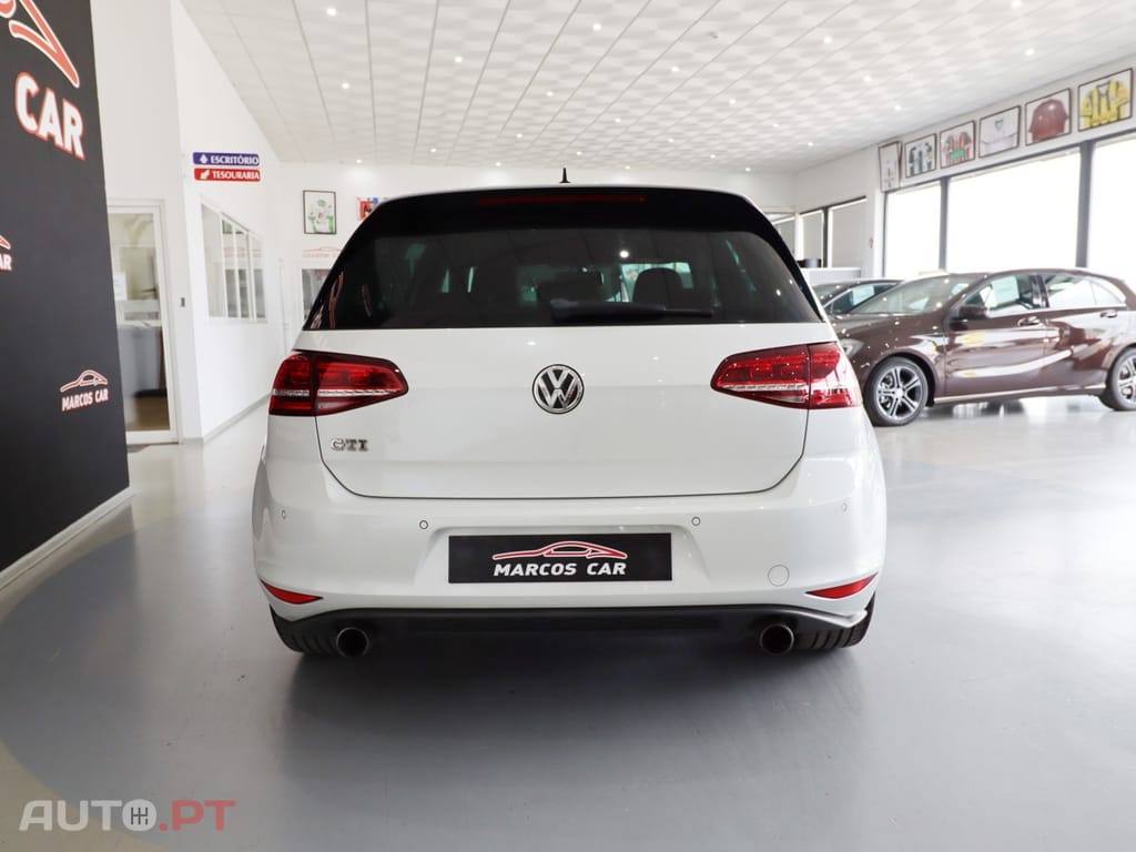 Volkswagen Golf 2.0 TSi GTi Performance