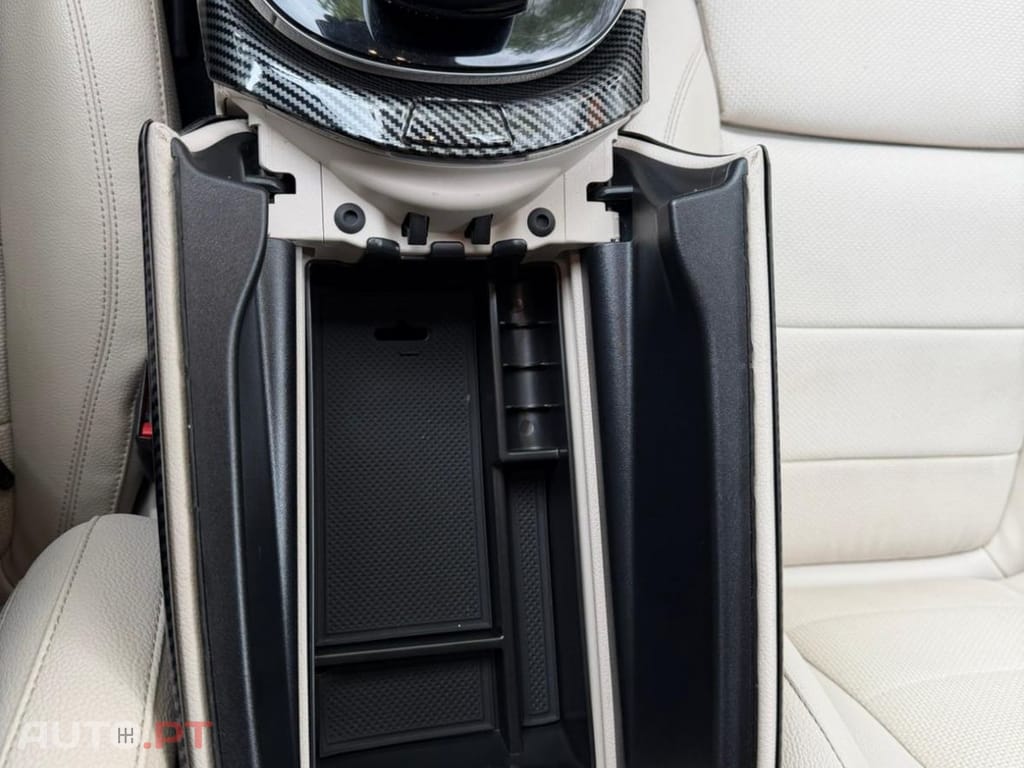 Mercedes-Benz E 300 De Avantgarde