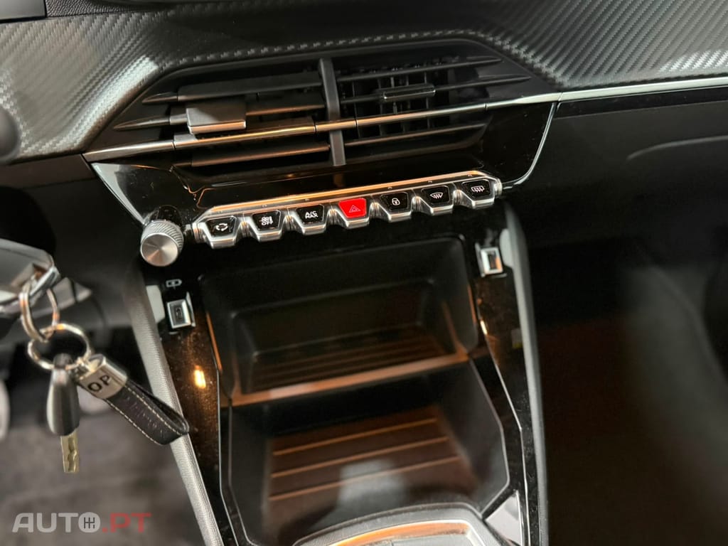 Peugeot 2008 1.2 PureTech Active