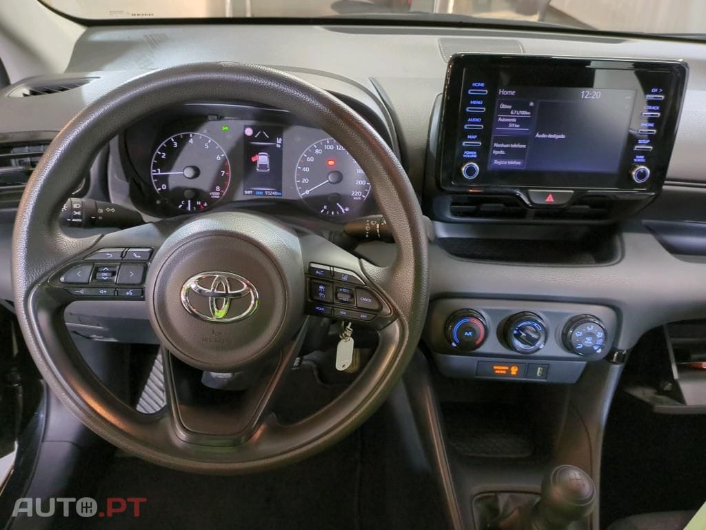 Toyota Yaris 1.0 VVT-i Comfort Plus