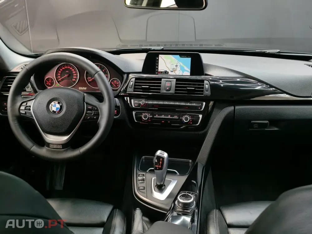 BMW 318 d Line Sport Auto