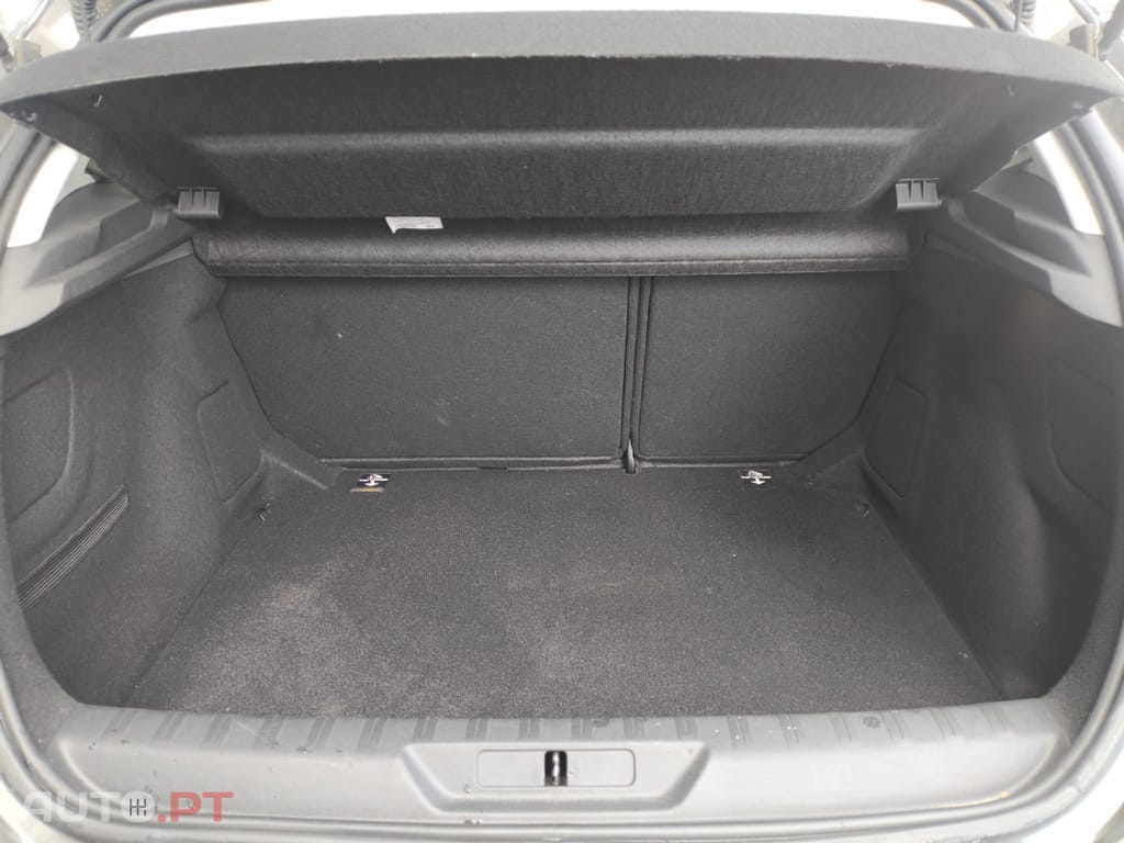 Peugeot 308 1.2i Style