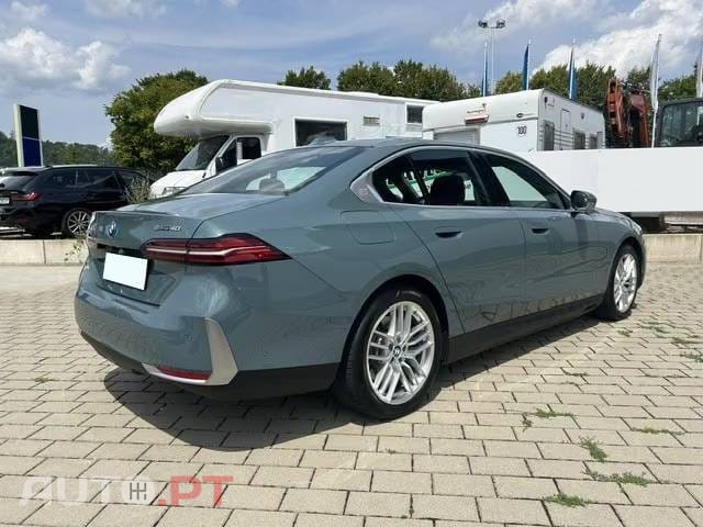 BMW i5 eDrive40
