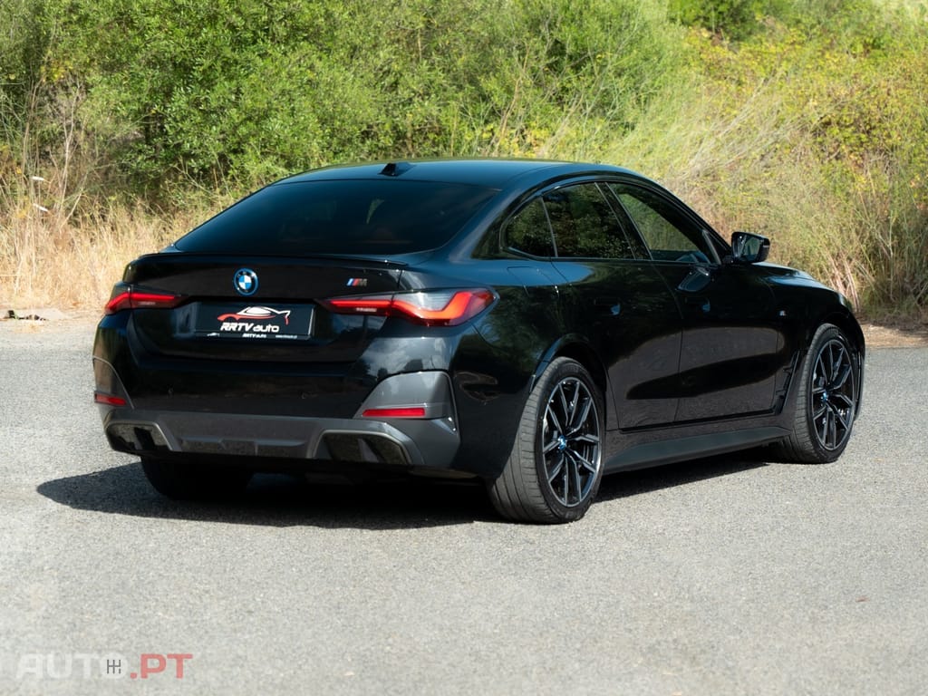 BMW i4 eDrive40 Pack Desportivo M Pro
