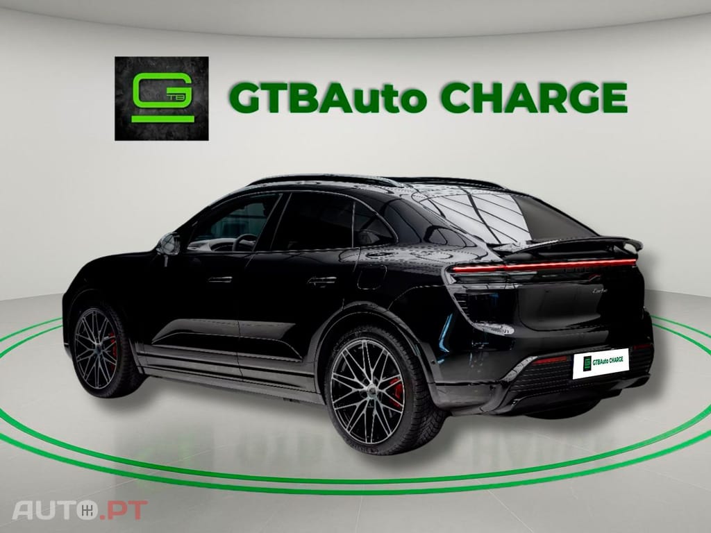 Porsche Macan I.V.A DEDUTIVEL Turbo