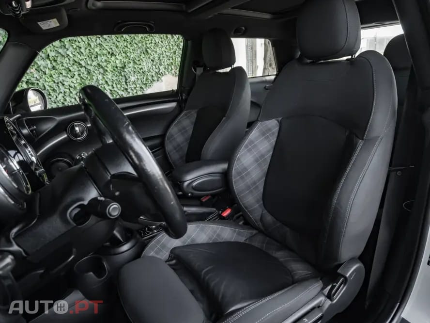 MINI Cooper Cooper Auto