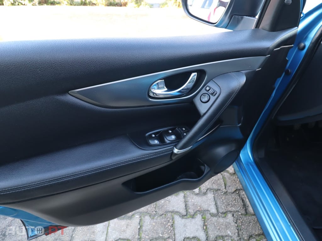 Nissan Qashqai 1.5 dCi N-Connecta