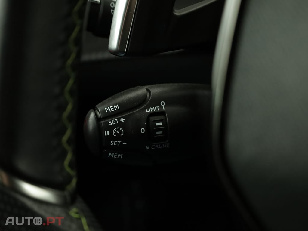 Peugeot 2008 2008 1.5 BlueHDi GT EAT8