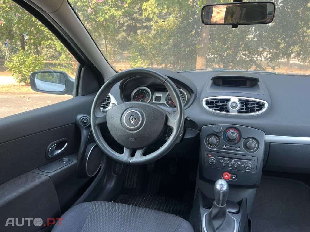 Renault Clio 1.2 16V Confort