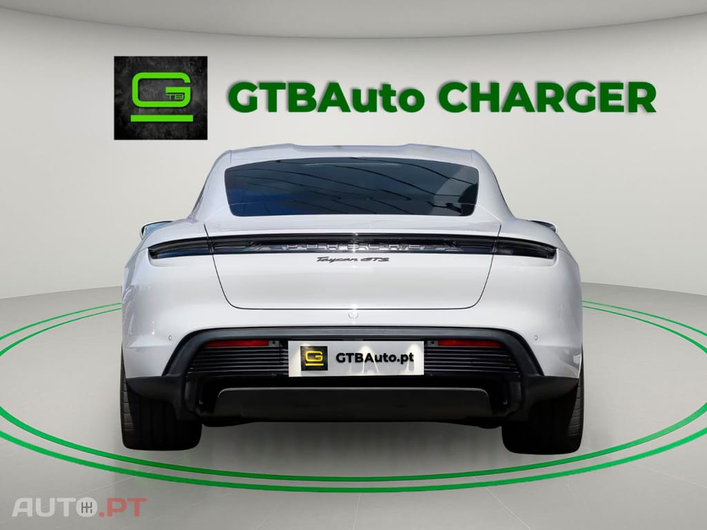 Porsche Taycan GTS I.V.A DEDUTIVEL 