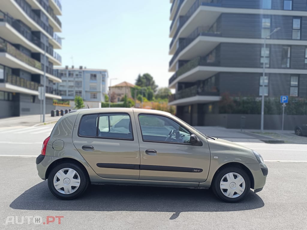 Renault Clio 1.2 16V Quickshift