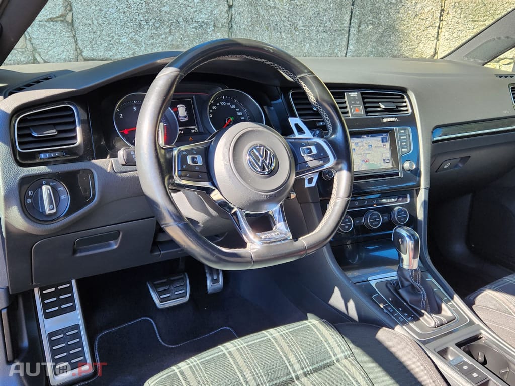Volkswagen Golf 2.0 TDi GTD DSG