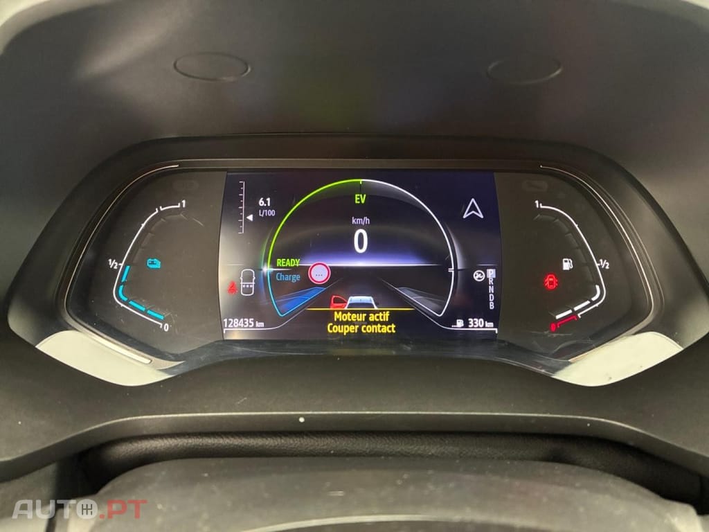 Renault Captur 1.6 E-Tech Business